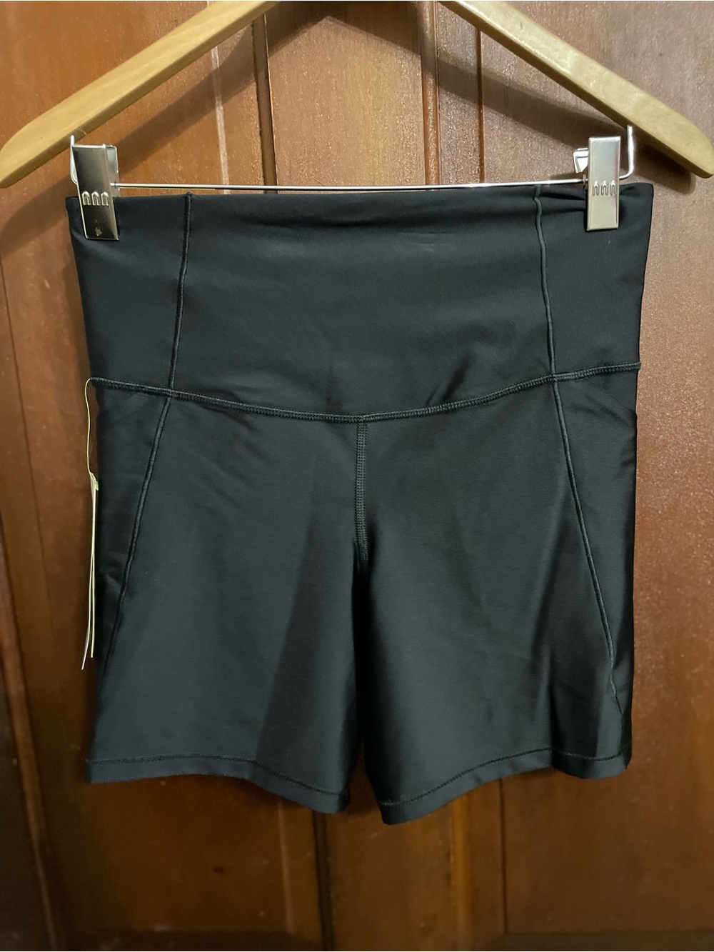 all in motion women's medium black high rise athletic bike shorts nwt